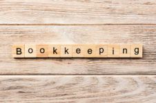 9 Signs Your Business Needs Bookkeeping Services