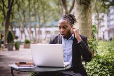 Accounting Professionals Love FreshBooks' Human Customer Support