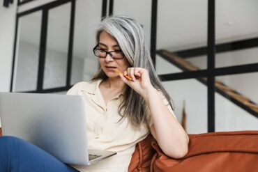4 Reasons You Should Track Your Business Expenses Daily